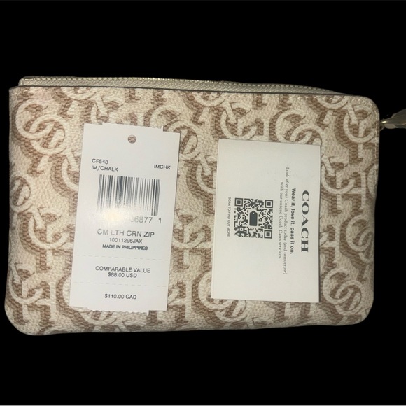 COPY - COPY - BNWT COACH LOGO WRISLET - Picture 3 of 16